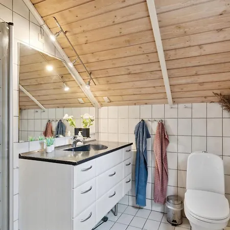 Stefani - 1km From The Sea By Interhome Feriehus