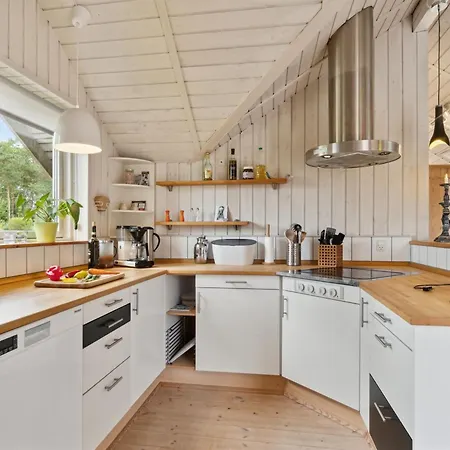 Dom wakacyjny Stefani - 1km From The Sea By Interhome *
