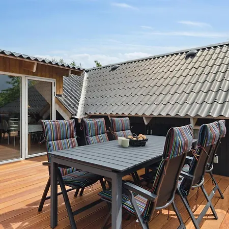 Casa vacanze Stefani - 1km From The Sea By Interhome